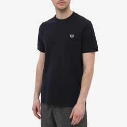 Fred Perry Pocket Pique Tee -Vendite Pangaia 02 03 2022 TH M8531 608 2 1