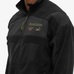 Reebok Outdoor Fleece Jacket -Vendite Pangaia 02 05 2022 AJ HB5956 BLK 10 1