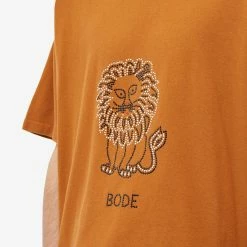 BODE Embellished Lion Tee -Vendite Pangaia 02 12 2022 JD MRCS000007 MRG 10 1