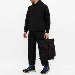 F/CE. Panelled Popover Hoody -Vendite Pangaia 04 11 2021 GH FPA01212U0002 BLK m9 1