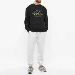 Calvin Klein Two Tone Monogram Crew Neck 10 Calvin Klein Two Tone Monogram Crew Neck -Vendite Pangaia 05 05 2022 SI J30J320032 BEH m4 1