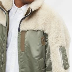 Sacai Faux Shearling Nylon Fleece Jacket -Vendite Pangaia 05 10 2022 ns 22 02903m 051 10