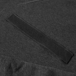 Alexander McQueen Logo Taped Crew Sweat 8 Alexander McQueen Logo Taped Crew Sweat -Vendite Pangaia 06 01 2022 JA 642663QSX75902 2 1