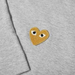 Comme Des Garçons Play Comme Des Garcons Play Gold Heart Logo Tee 8 Comme Des Garçons Play Comme Des Garcons Play Gold Heart Logo Tee -Vendite Pangaia 06 07 2021 JDB P1T216 3 2 1