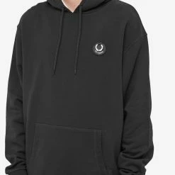 Fred Perry X Raf Simons Patch Popover Hoody -Vendite Pangaia 06 09 2022 AJ SM3110 102 10 1