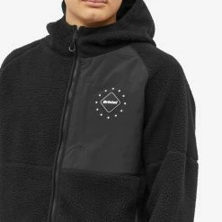 F.C. Real Bristol FC Real Bristol Boa Fleece Hooded Jacket 11 F.C. Real Bristol FC Real Bristol Boa Fleece Hooded Jacket -Vendite Pangaia 06 12 2022 AJ FCRB 222044 BK 10 1