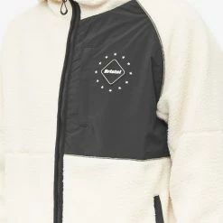 F.C. Real Bristol FC Real Bristol Boa Fleece Hooded Jacket 11 F.C. Real Bristol FC Real Bristol Boa Fleece Hooded Jacket -Vendite Pangaia 06 12 2022 AJ FCRB 222044 OW 10 1