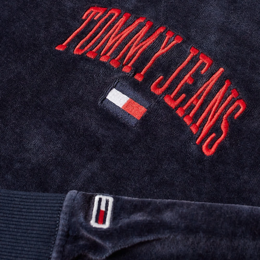 Tommy Jeans Collegiate Velour Crew Sweat 5 Tommy Jeans Collegiate Velour Crew Sweat - immagine 3