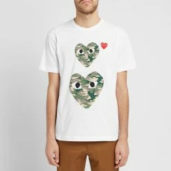 Comme Des Garçons Play Comme Des Garcons Play Twin Heart Tee -Vendite Pangaia 20 06 2019 commedesgarcons playtwinhearttee whitecamo p1t246 wc aj m1